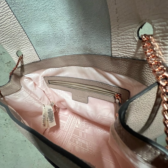 Ted Baker purse with rose gold chain - Picture 3 of 4